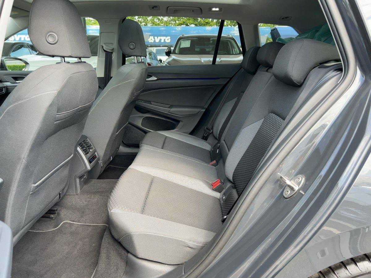 Volkswagen Golf VIII Variant ACTIVE 1.5 eTSI DSG MATRIX+PAN, миниатюра 9