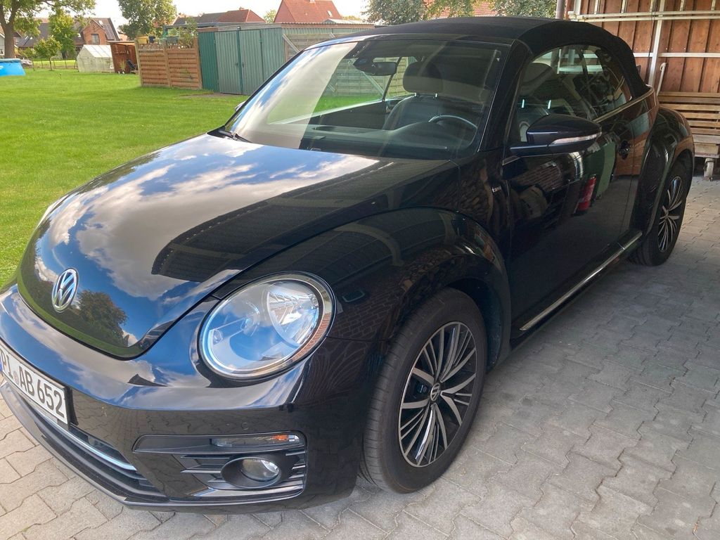 Image of Volkswagen Beetle