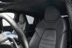 Cayenne Turbo GT BLACK/BLACK CERAMIC CARBON