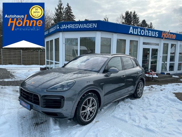 Porsche Cayenne E-Hybrid  Sport-Design-Paket-schwarz