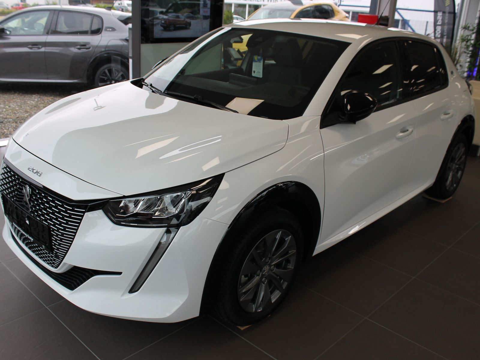 Peugeot e-208 Allure Pack 136 SOH 100%