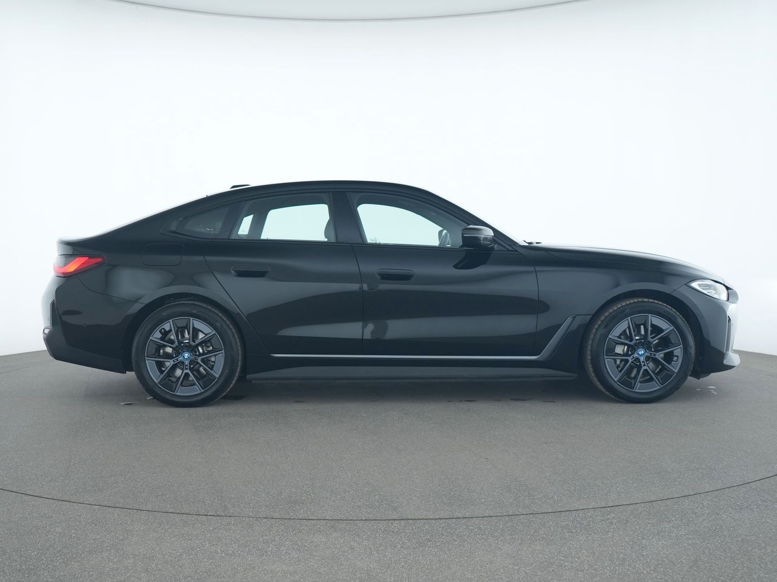 BMW i4 - Bild 6