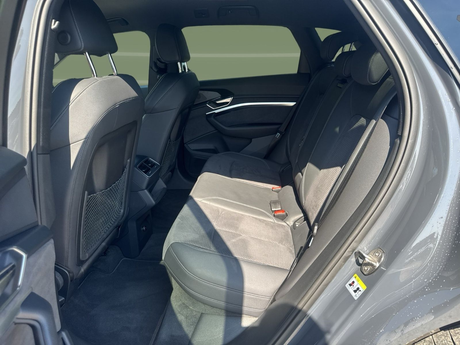 Audi Q8 e-tron - Bild 21