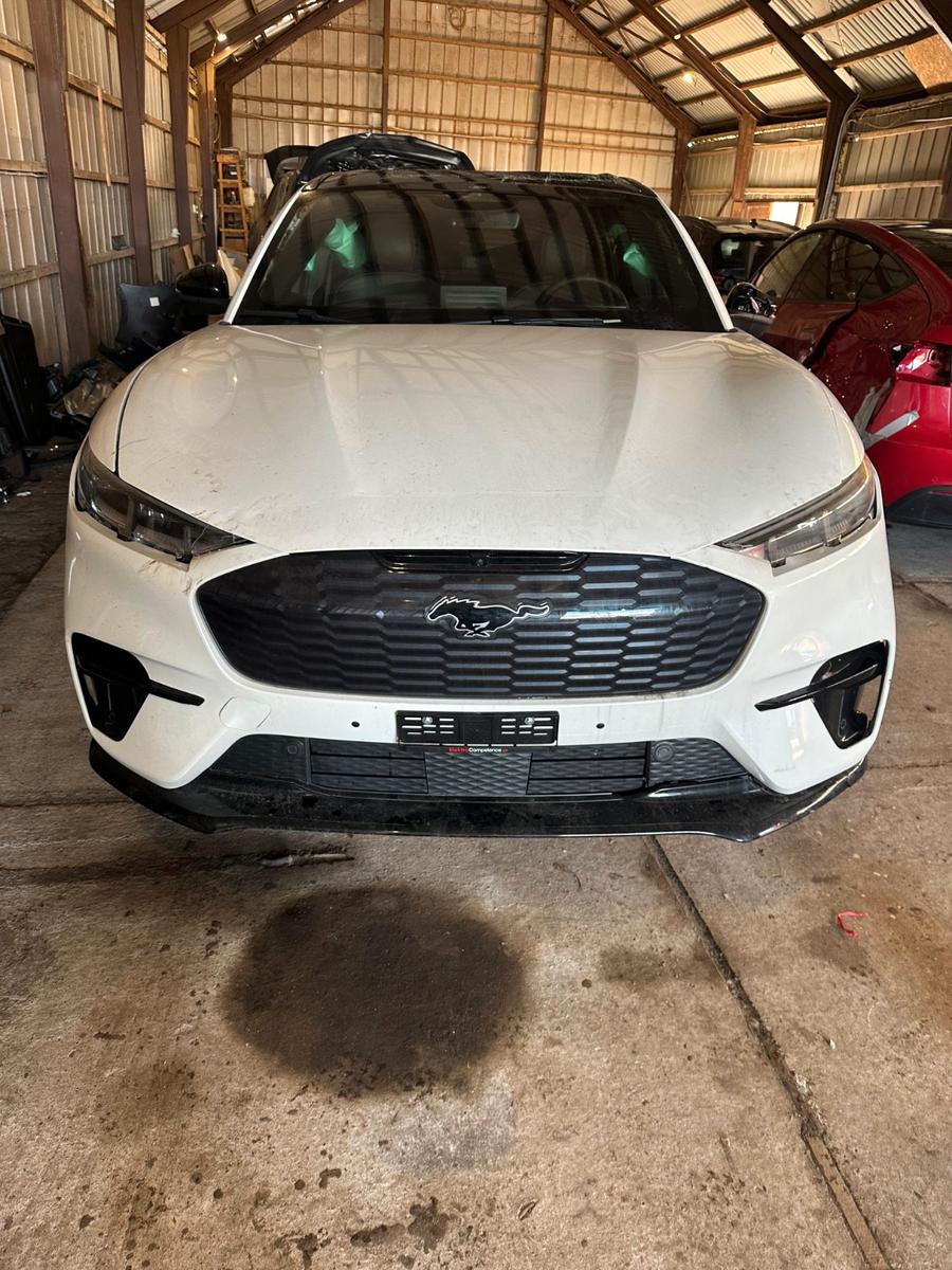 Ford Mustang Mach-E AWD GT EU model