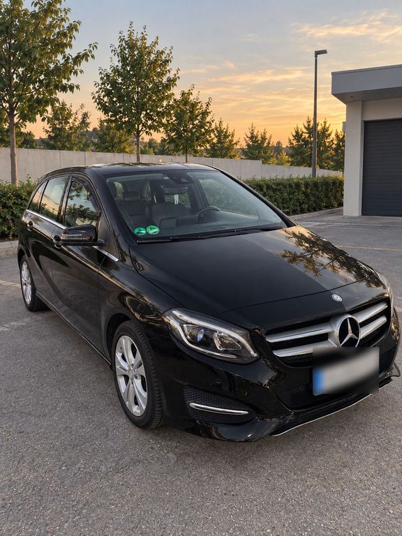 Image of Mercedes-Benz B 180