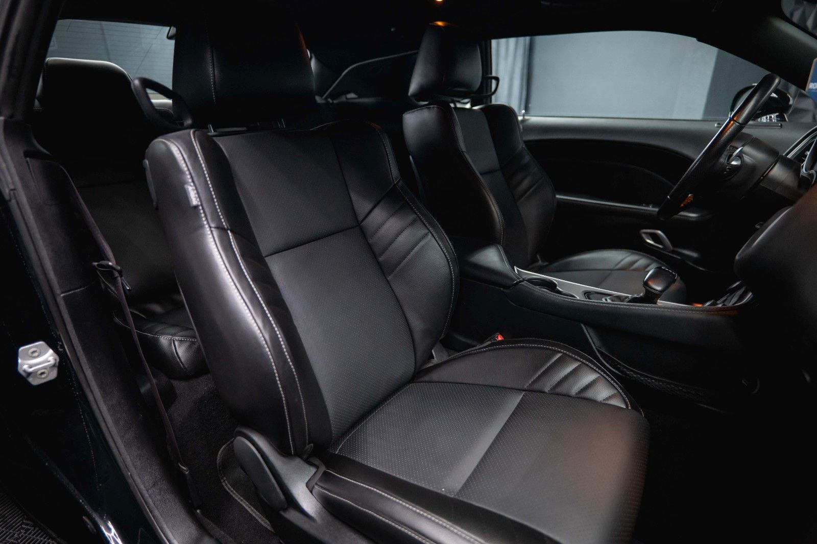 Fahrzeugabbildung Dodge Challenger 5.7 V8 R/T SRT WIDE BODY *LED*19%*