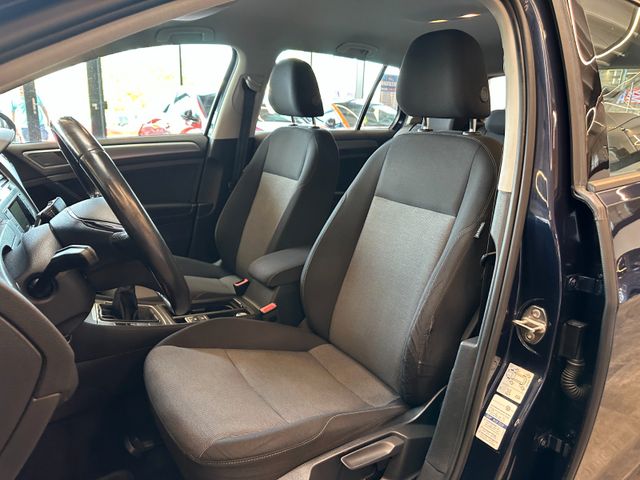 Volkswagen Golf VII Lim. *SitzHZ*PDC(VH)*2-Zonen*