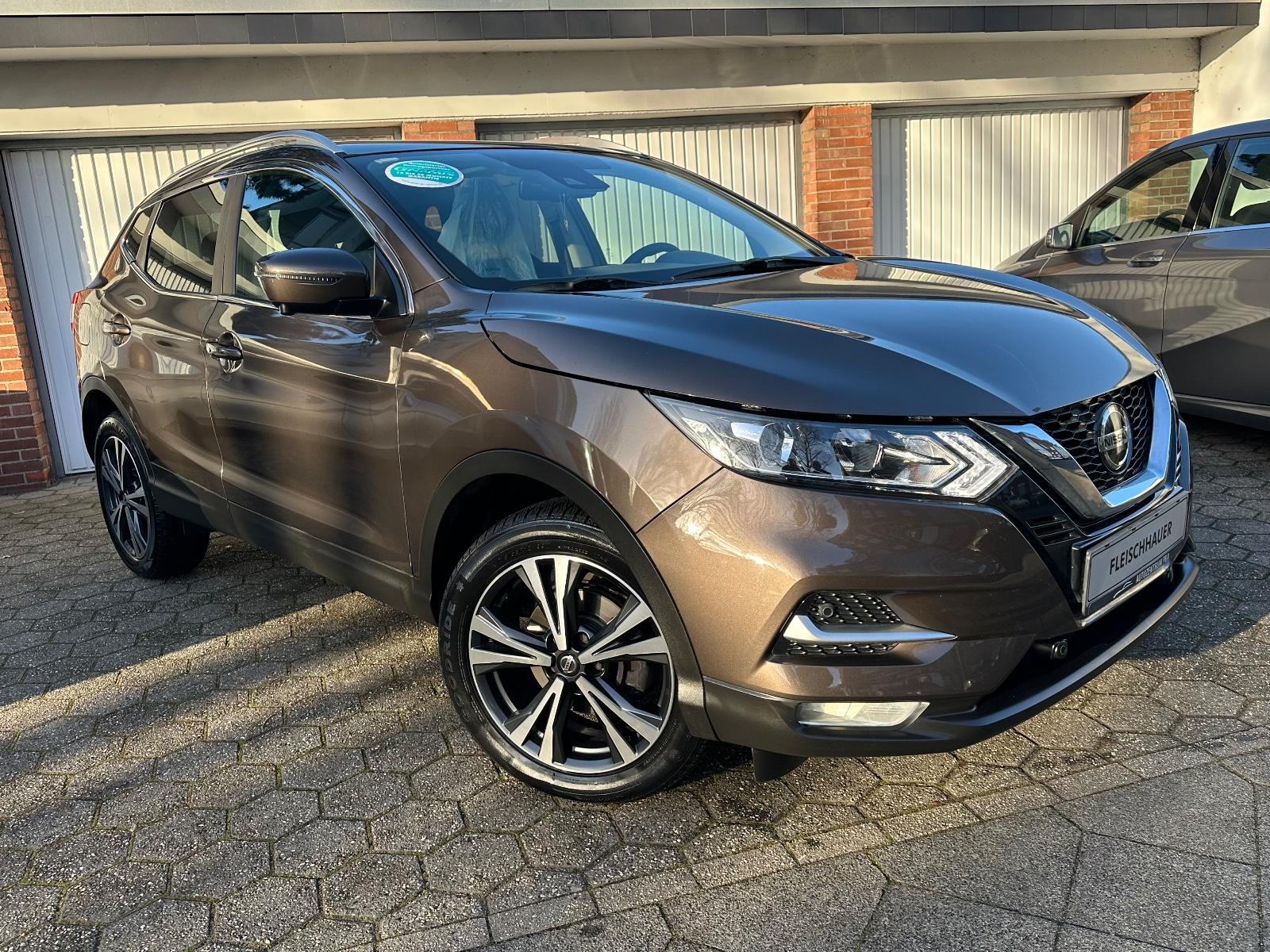 Nissan Qashqai N-Connecta*Navi*Kam*Tow*AHK*Pano*S-Heft*