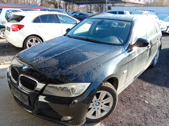 BMW 318 Touring 318d Mot. Defekt! M-Paket