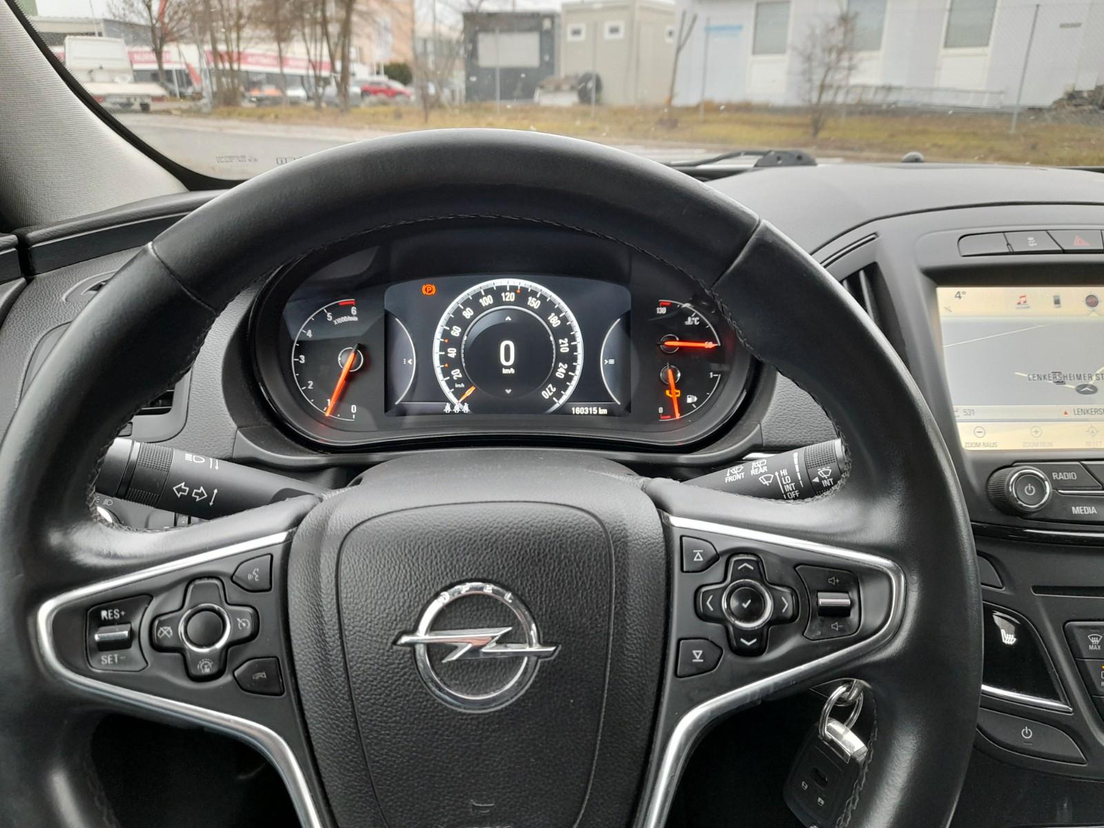 Opel Insignia 2015 — photo 11
