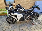 Honda CBR Fireblade 1000 RR SC 59 - HONDA CBR 1000 RR FIREBLADE