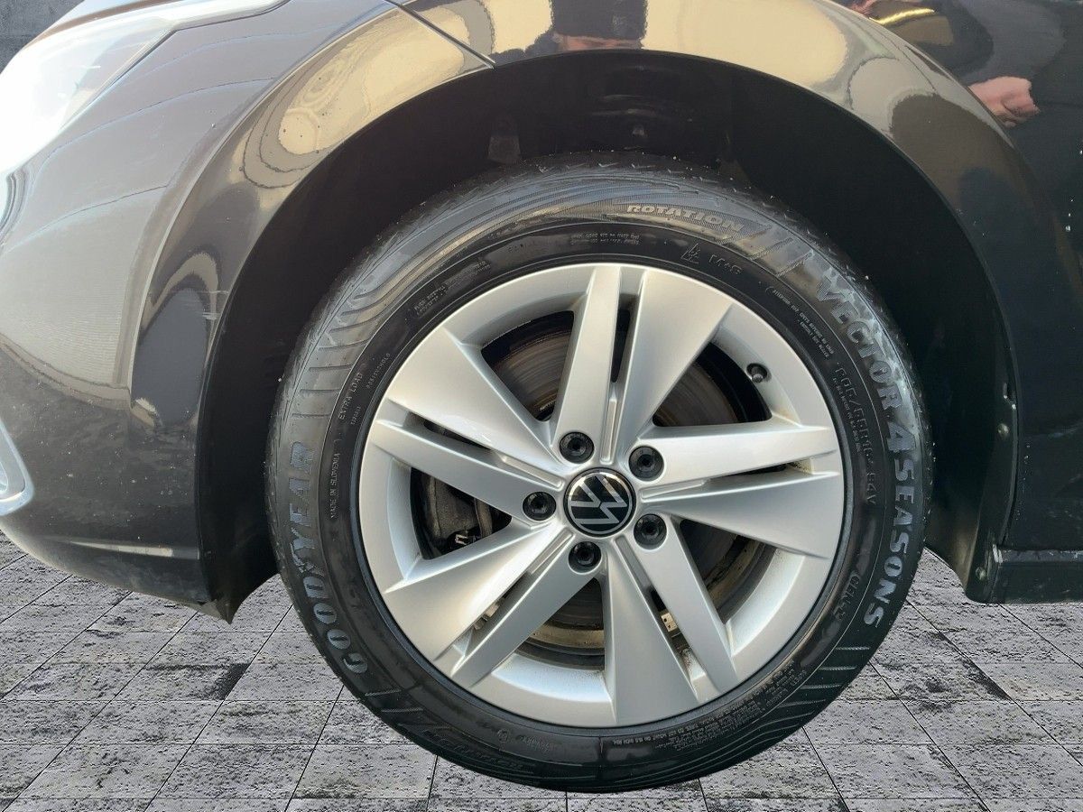 Volkswagen Golf - Bild 8