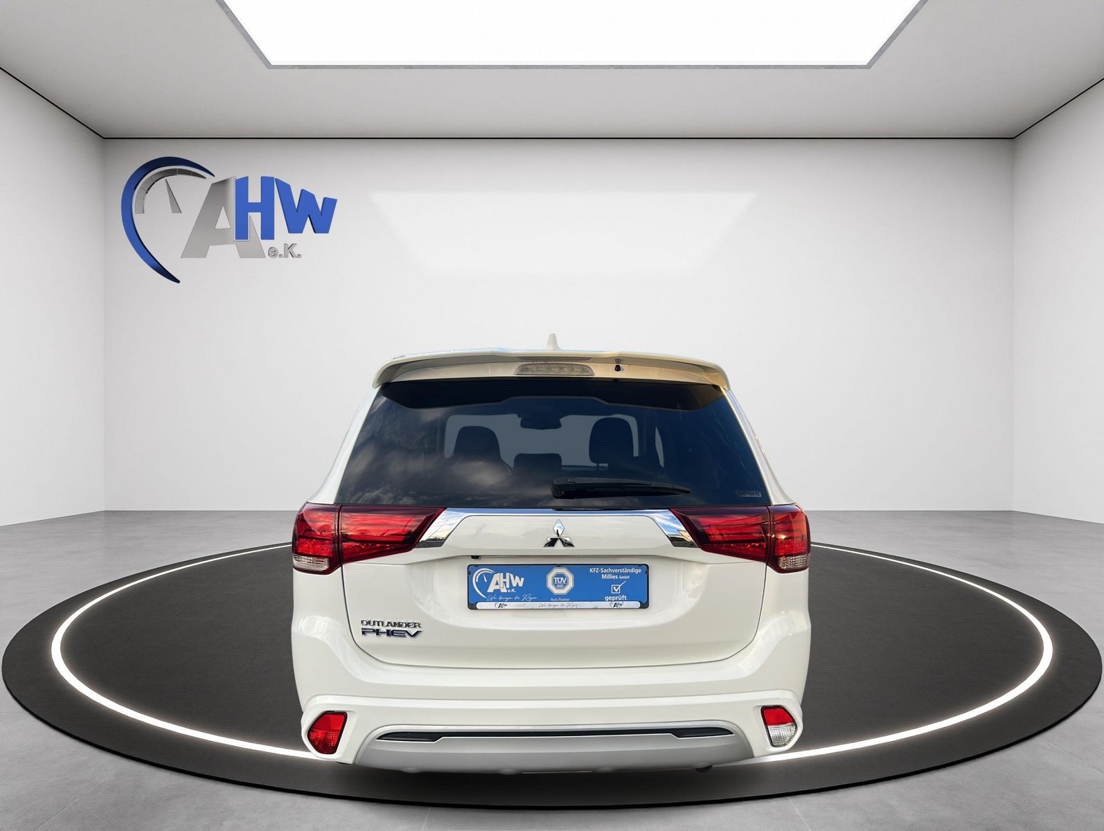 Fahrzeugabbildung Mitsubishi Outlander 2.4 Plug-In Hybrid