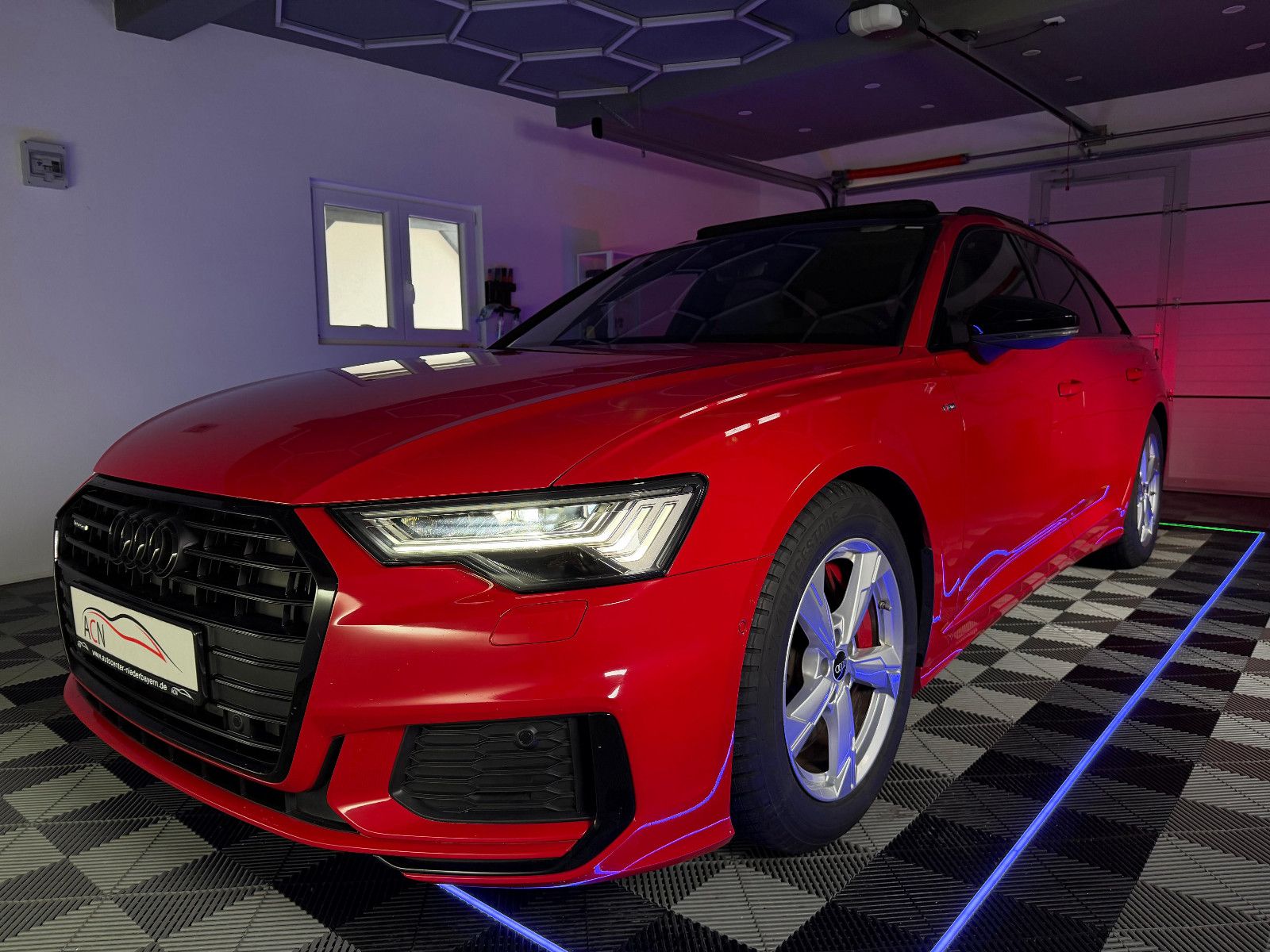 Fahrzeugabbildung Audi A6 55 TFSIe quattro S-LINE+/MATRIX HD/PANO/B&O