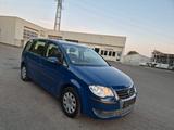 Volkswagen Touran Conceptline - Volkswagen Touran Conceptline mit Benzin-Antrieb