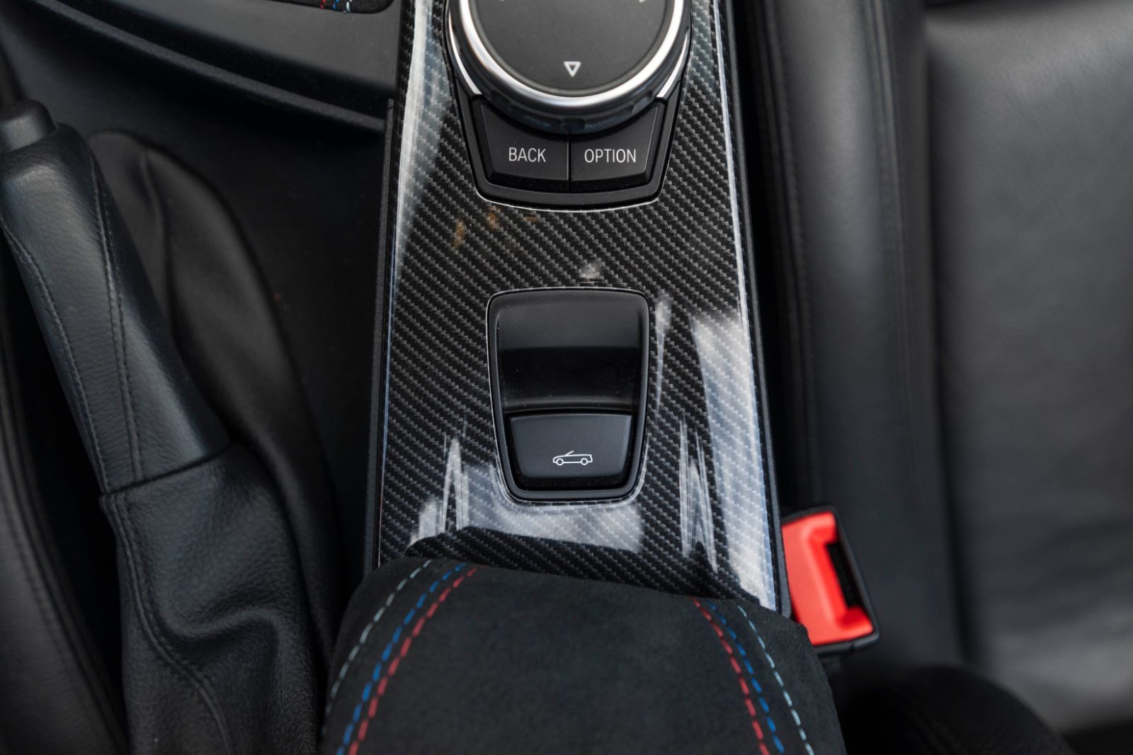 Fahrzeugabbildung BMW 435I Cabrio M-PERFORMANCE H&K KAM NAV ALC CARBON