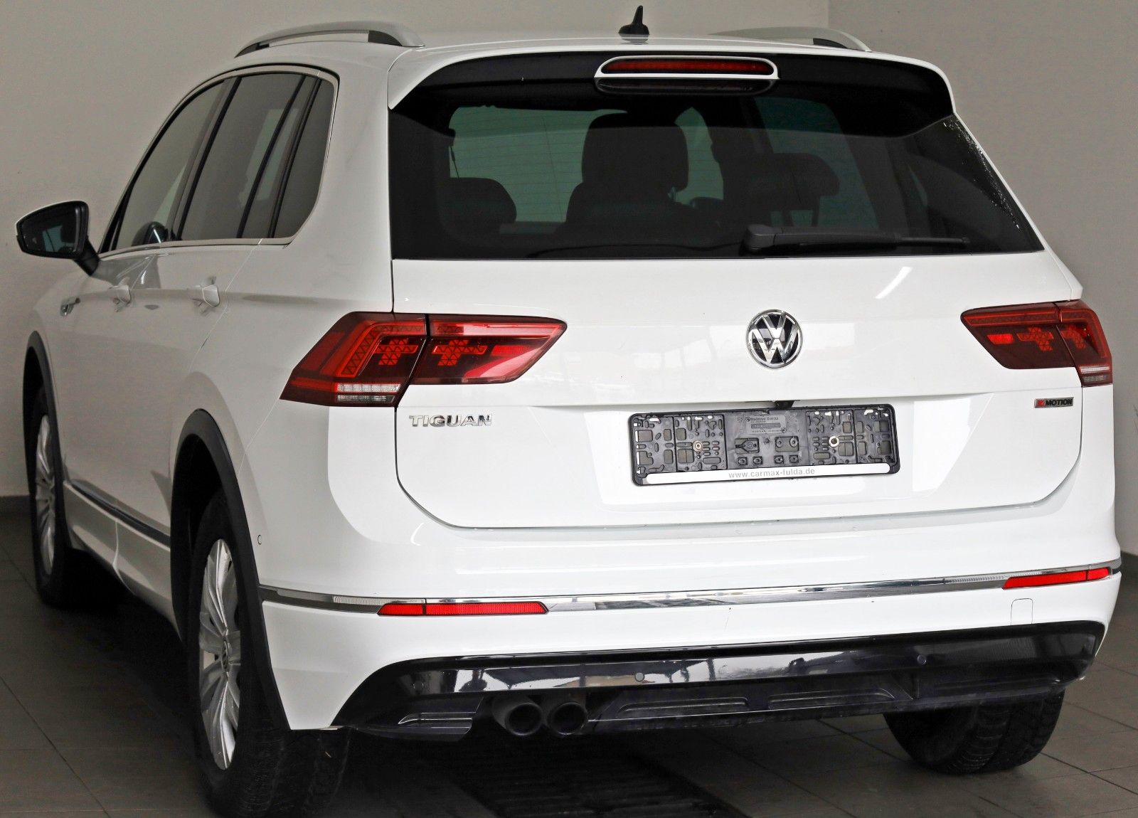 Fahrzeugabbildung Volkswagen Tiguan Highline,R Line,4M,Navi,ACC,Kamera,ParkAs