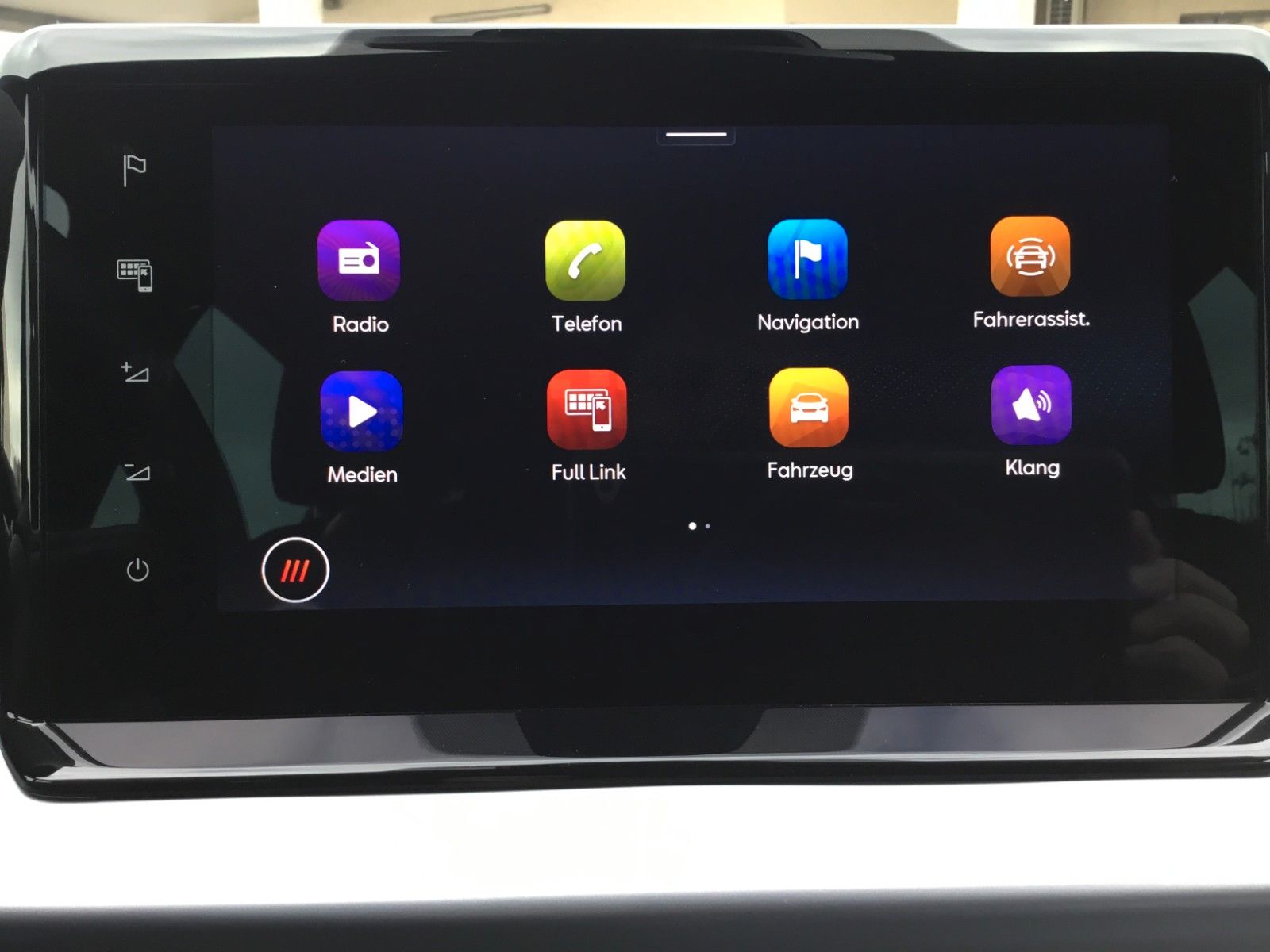 Fahrzeugabbildung SEAT Arona FR 1.5 TSI DSG+AHK+ACC+17"+Navi+Kamera