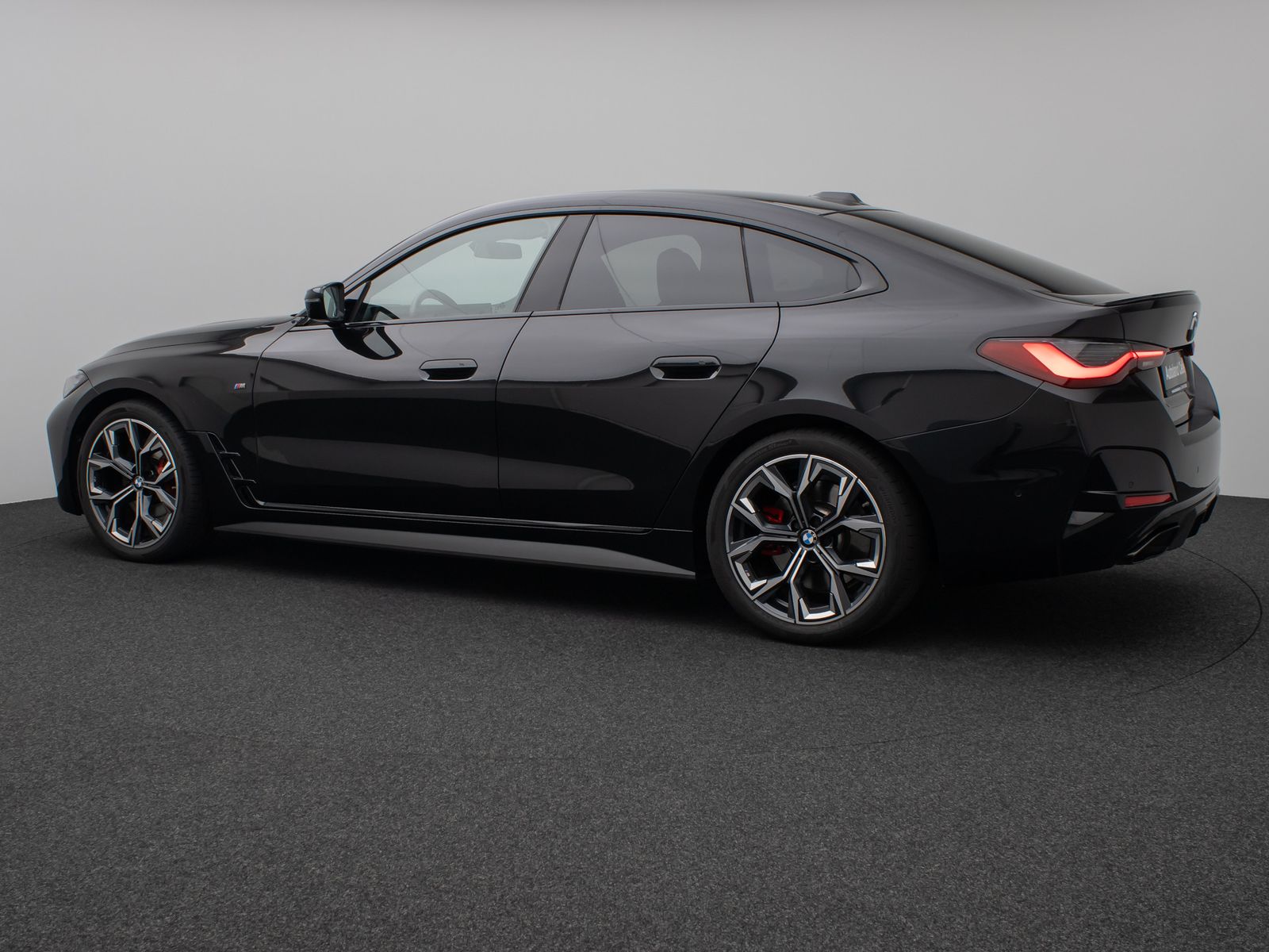 Fahrzeugabbildung BMW M440i Gran Coupé Kamera Glasdach HUD DAB H/K 19"