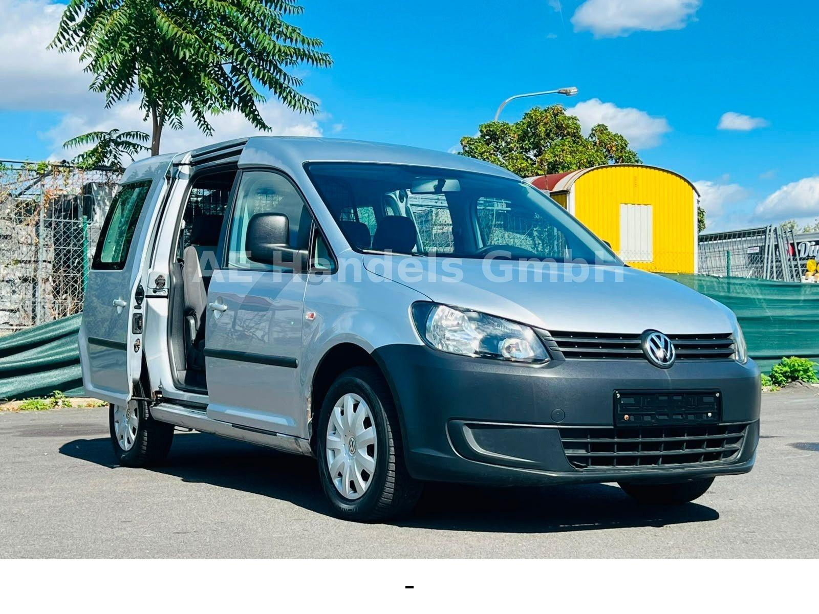 Volkswagen Caddy 2013 — interior