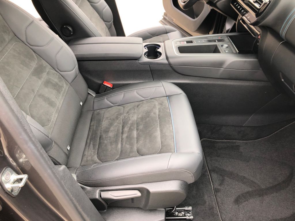 Fahrzeugabbildung Citroën C5 Aircross Pure Tech 130 S&S EAT8 SHINE