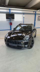Porsche Macan S | Tiefschwarz Metallic | Approved  - Porsche: Approved