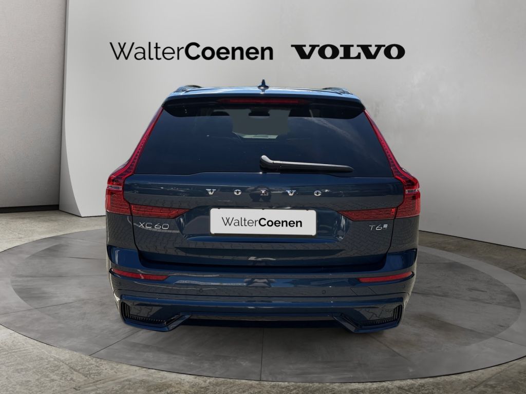 VOLVO XC60 T6 AWD Plug-in Hybrid Plus Dark 360° VOLVO XC60 T6 AWD Plug-in Hybrid Plus Dark 360°