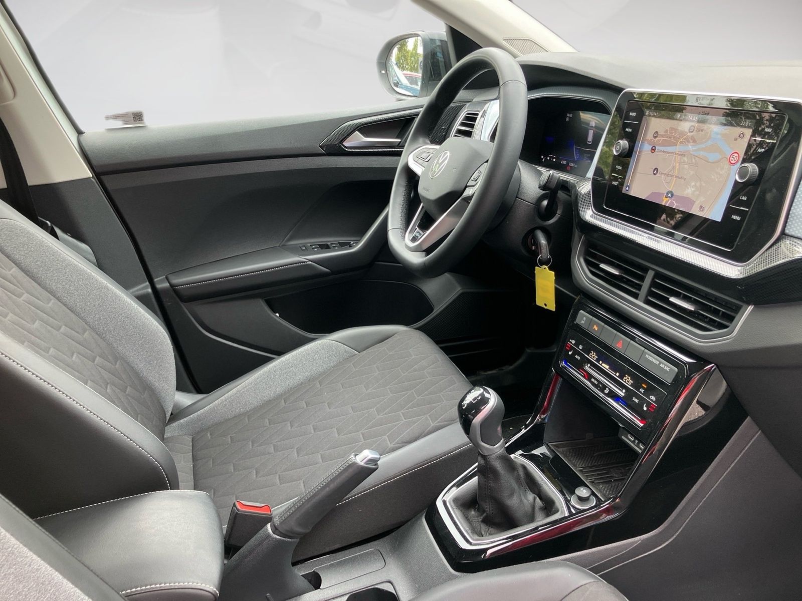 Volkswagen T-Cross - Bild 9