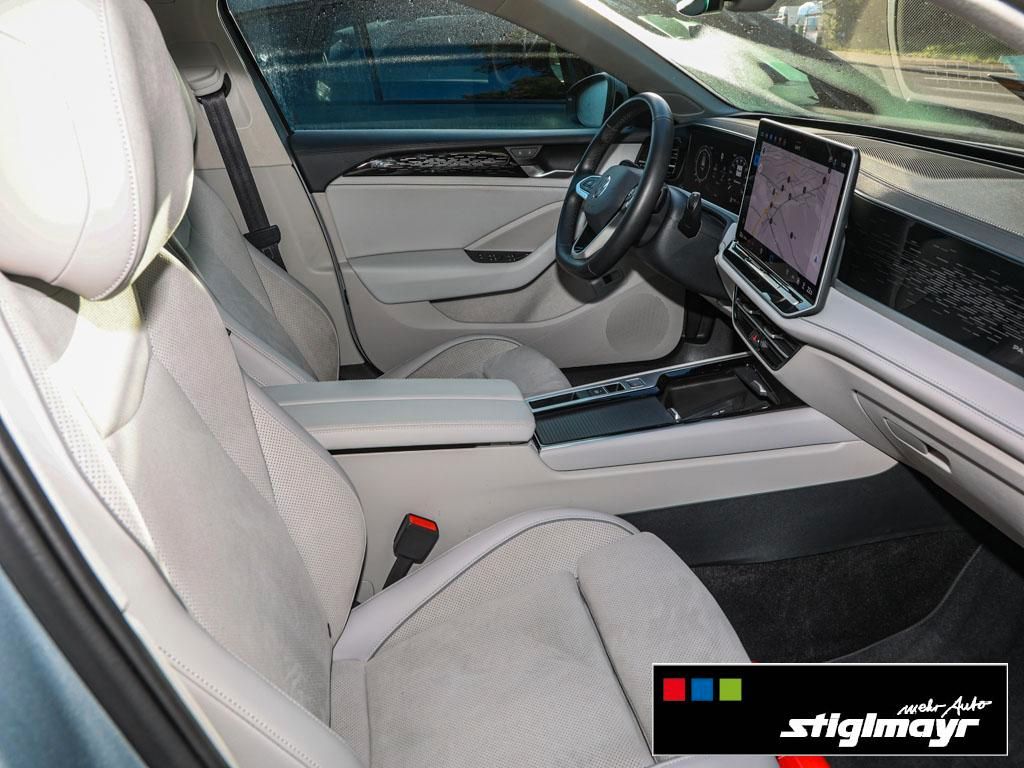 Volkswagen Passat Variant Elegance 2.0 TDI 4-Motion Q-LIGHT foto 5