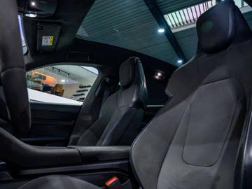 2022 Porsche TAYCAN — миниатюра 16