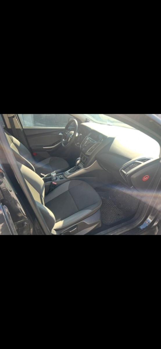 Ford Focus 2012 — photo 10