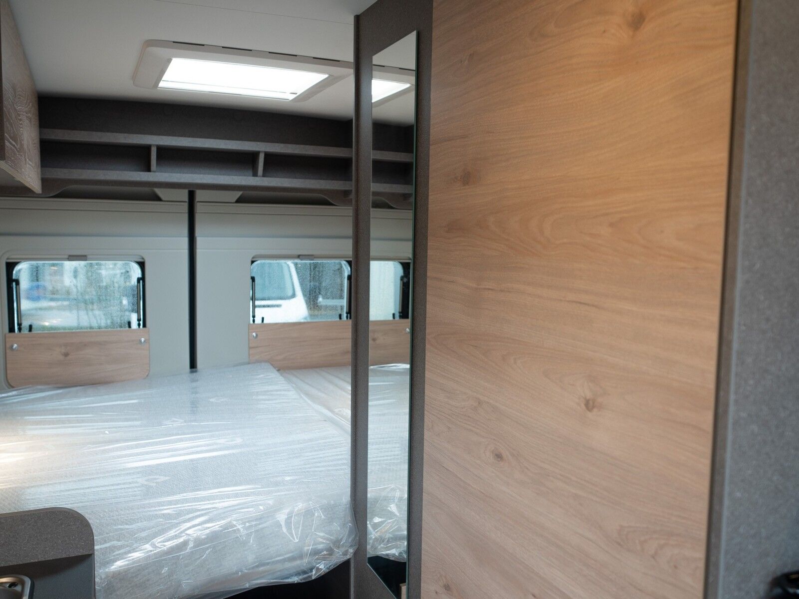 Fahrzeugabbildung Dethleffs Globetrail Active 600 DS Fiat Expedition Grau