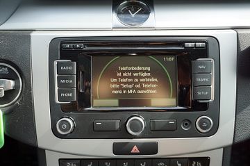 Volkswagen Passat - 10