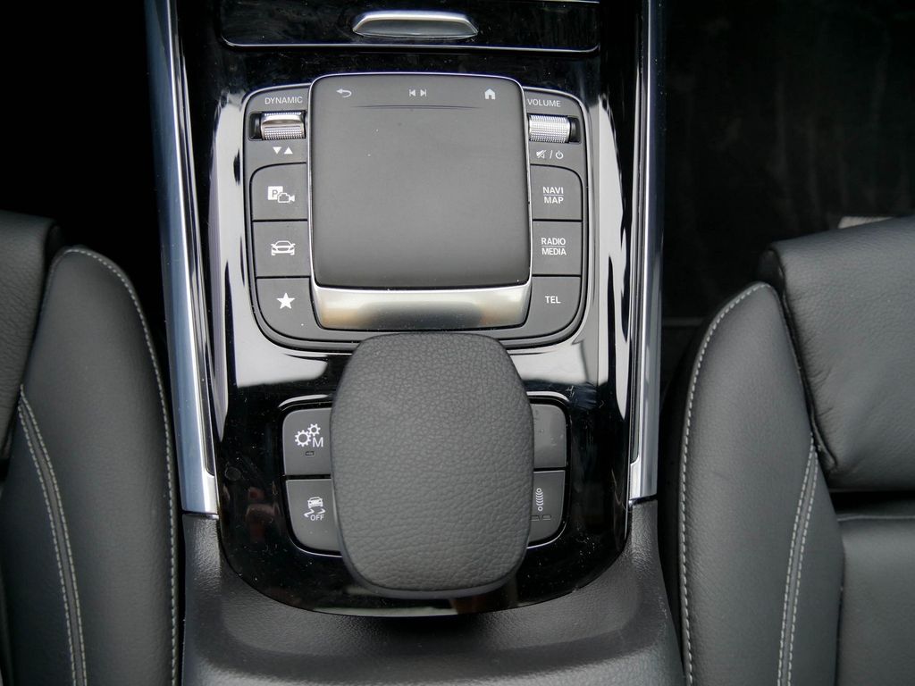 Mercedes-Benz GLA 35 AMG AMG GLA 35 4M |DISTR|KEYL|NAVI|MBeam|PANO|BURM