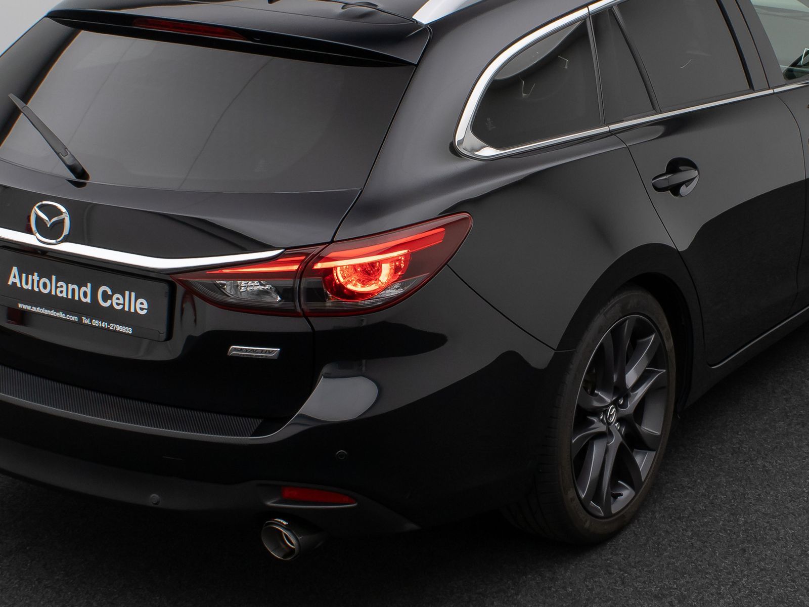 Fahrzeugabbildung Mazda 6 Kombi Sports-Line HUD BOSE Kamera AHK 8fach