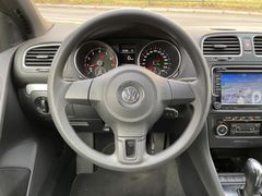 Fahrzeugabbildung Volkswagen Golf VI Cabriolet Basis DSG Temp. inkl. Garantie