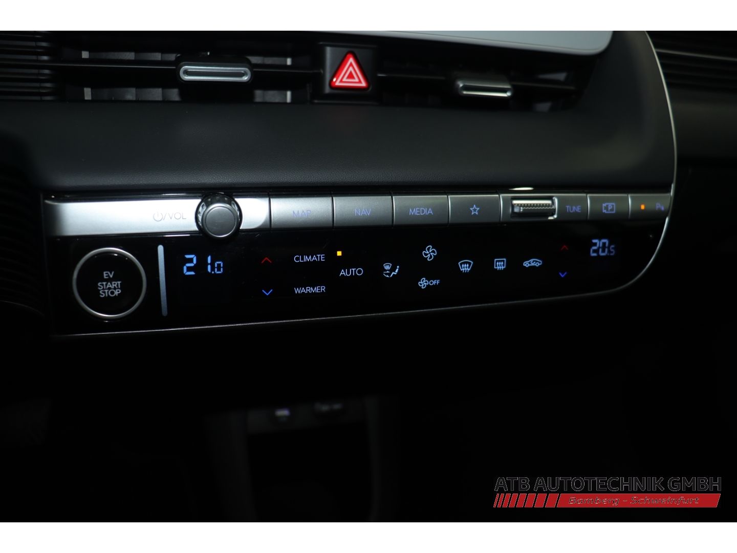 Fahrzeugabbildung Hyundai IONIQ 5 77,4 kWh TECHNIQ 2WD 98,8% SOH Panorama