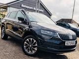 Skoda Karoq Drive 125 *LED*TEMPOMAT*AHK*SHZ*MFL*1-HAND - Skoda Karoq in Lübeck