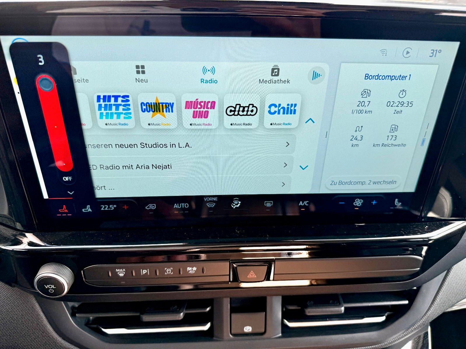 Vehicle details page 20 Vehicle image Ford Nugget L1 Coast | New model V710