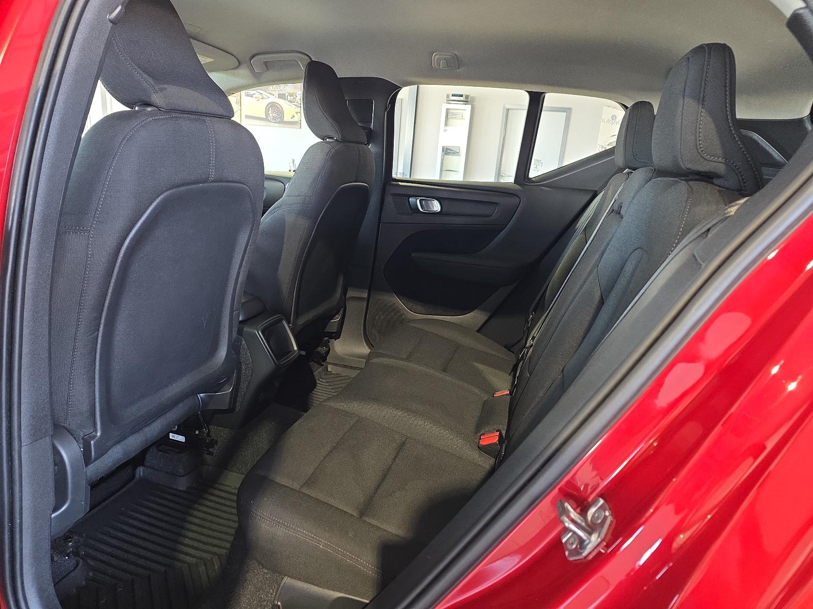 Volvo XC40 T3 Momentum Kamera Keyless Navi