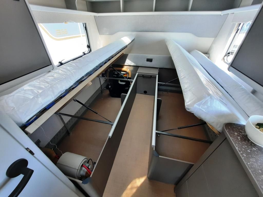Fahrzeugabbildung Bürstner B66 490 TL Verfüg./Sparen Sie 3.630,- €