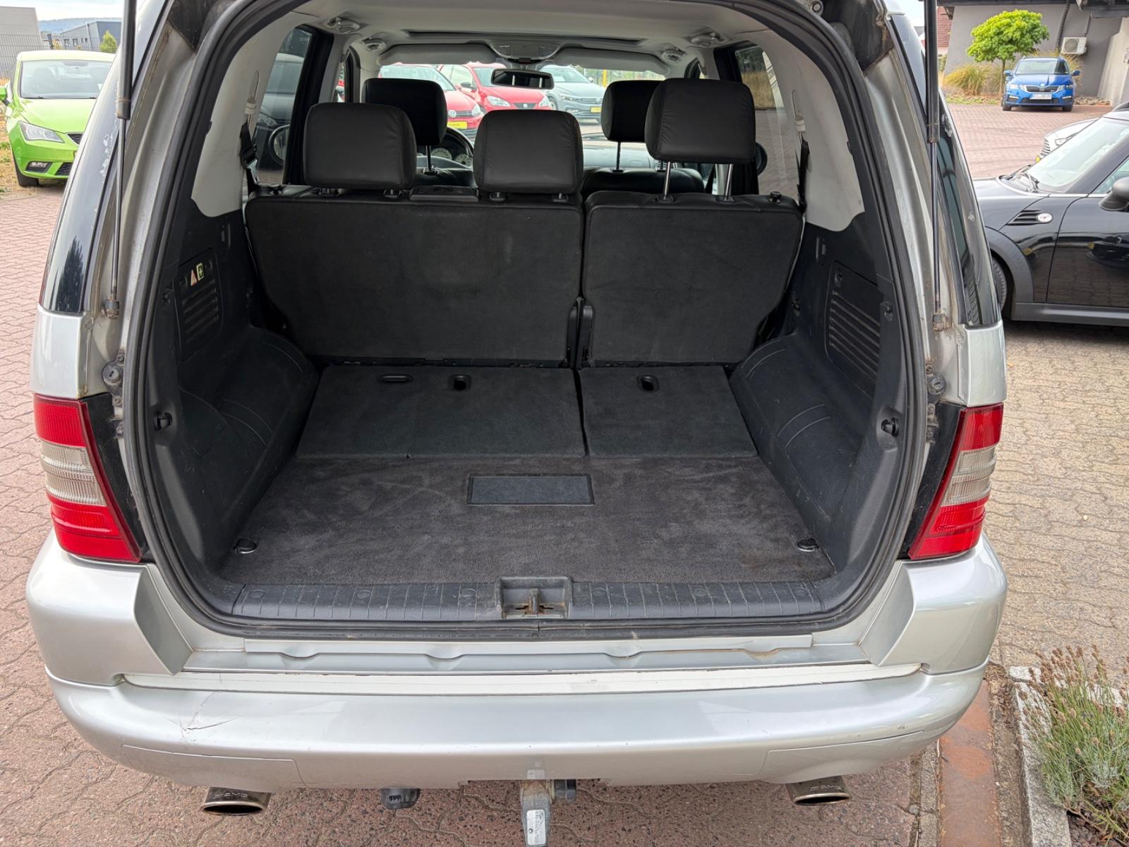 Mercedes-Benz ML 55 AMG / XENON / AHK / MEMORY / BOSE / SHZ