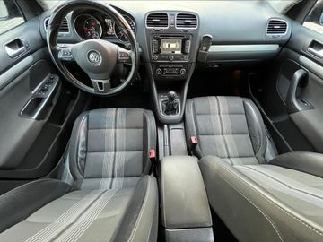 Volkswagen Golf - 9
