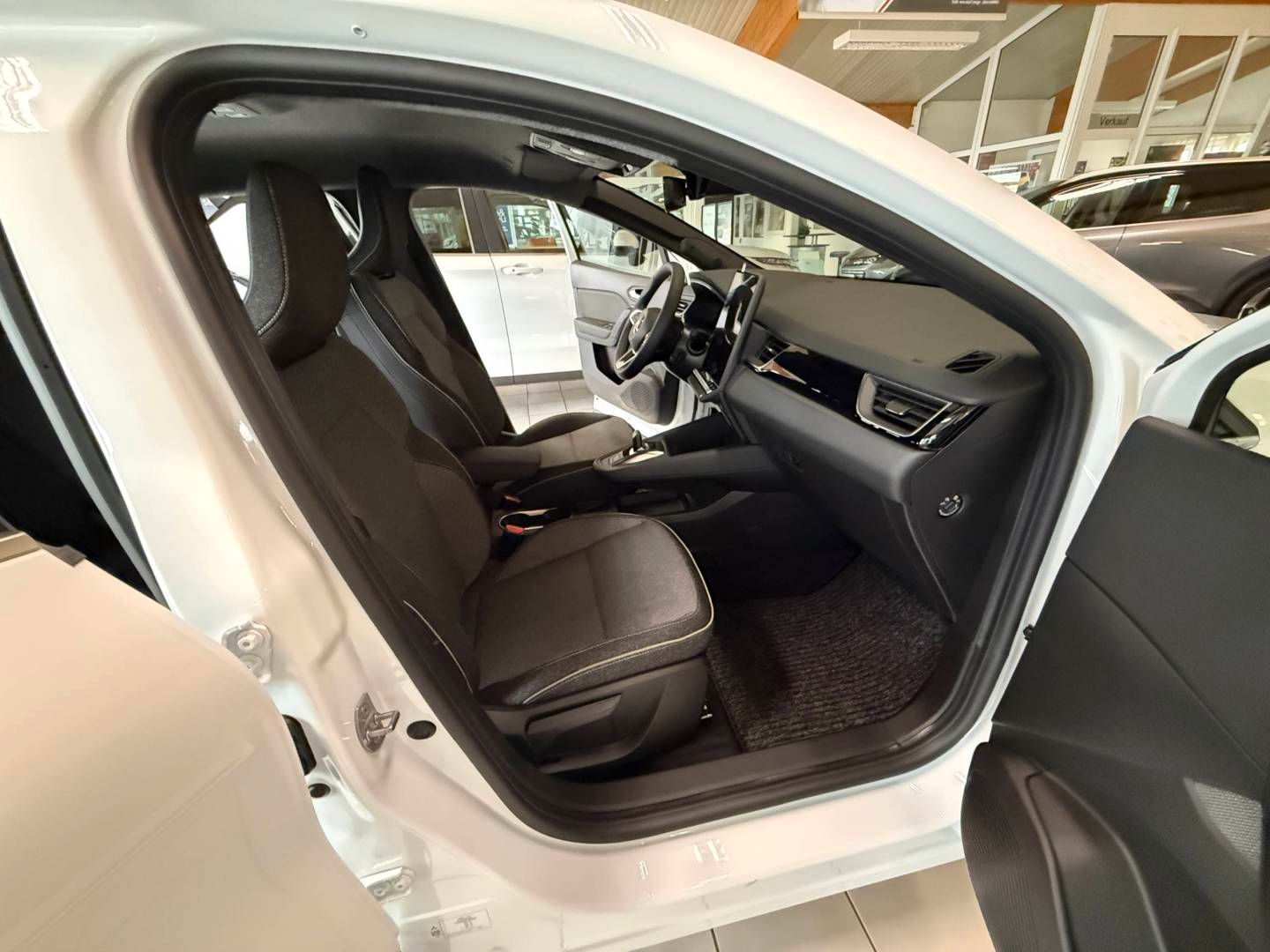 Fahrzeugabbildung Mitsubishi Grandis Intro Edition 1.8 Hybrid