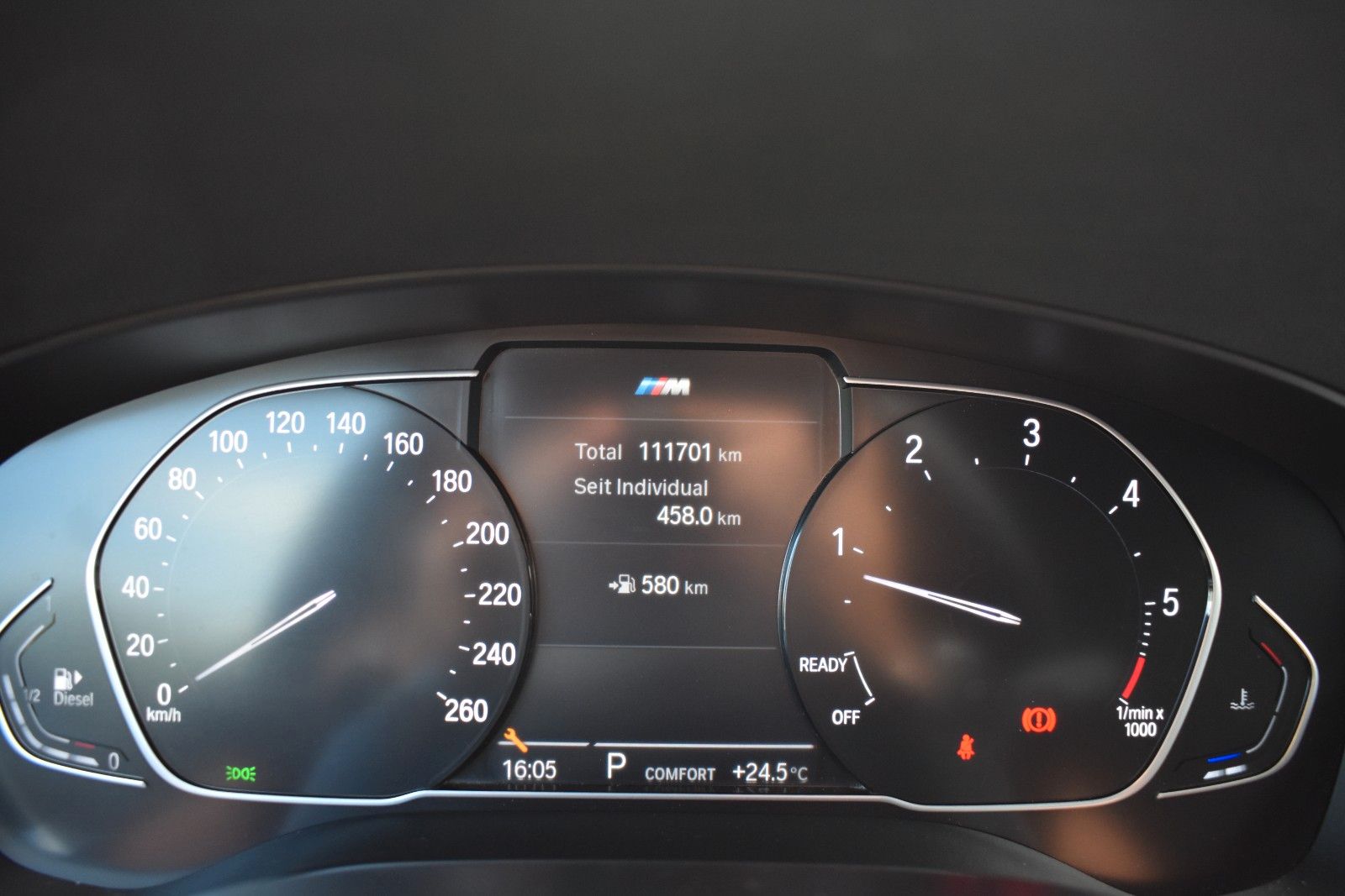 Fahrzeugabbildung BMW BMW 520d Touring  xDrive/M Sport/Anhänger/Shadow