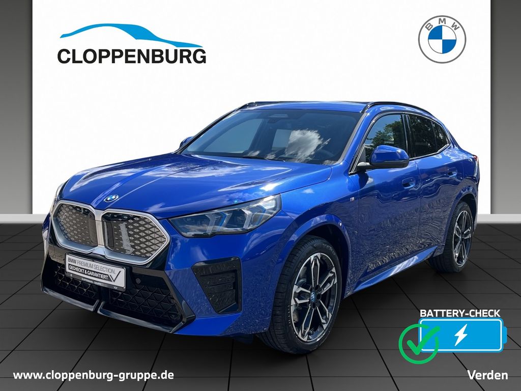 BMW iX2 xDrive30