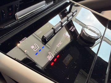 Porsche Cayenne - 12