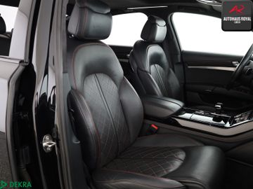 Audi S8 - 11