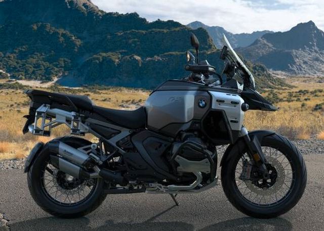 BMW R 1300 GS Adventure 'TB' + ASA + Akra 'Eröffnung