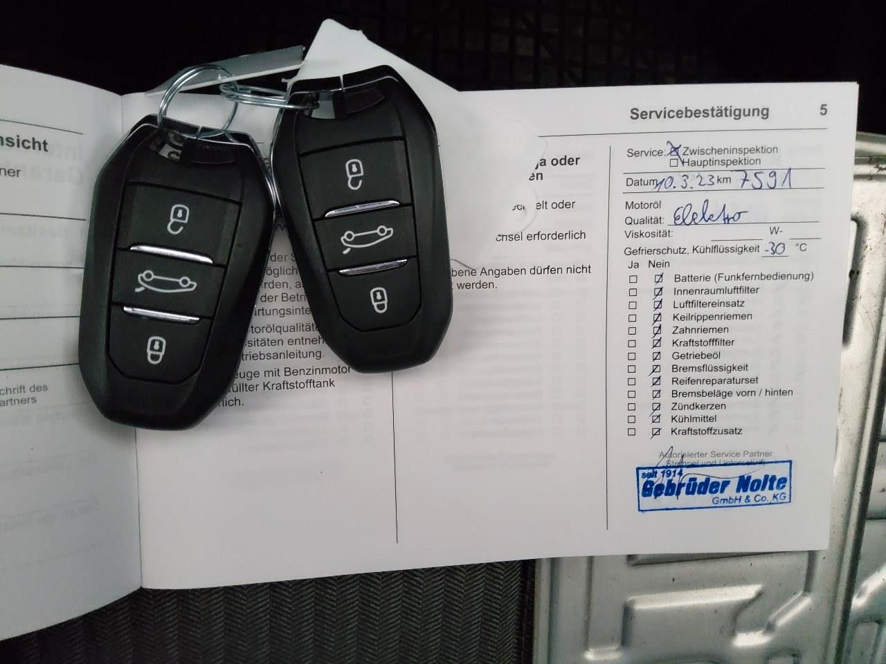 Fahrzeugabbildung Opel Corsa-e  EDITION 7,4kw/PDC/Allwetter/SolarProtec
